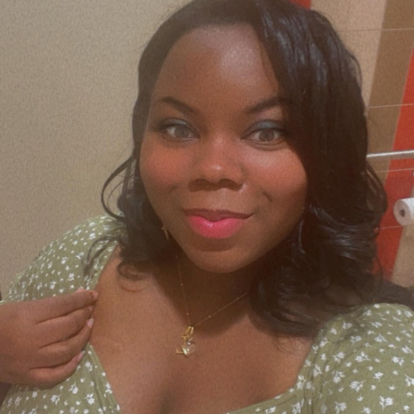 Meet your Posher, Leia - Picture 2 of 2